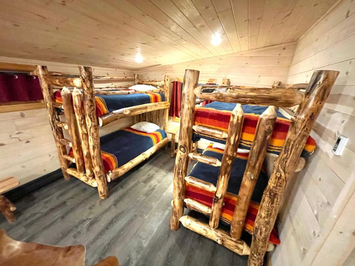 Adirondack Lake Cabins Hotel Indian Lake ภายนอก รูปภาพ