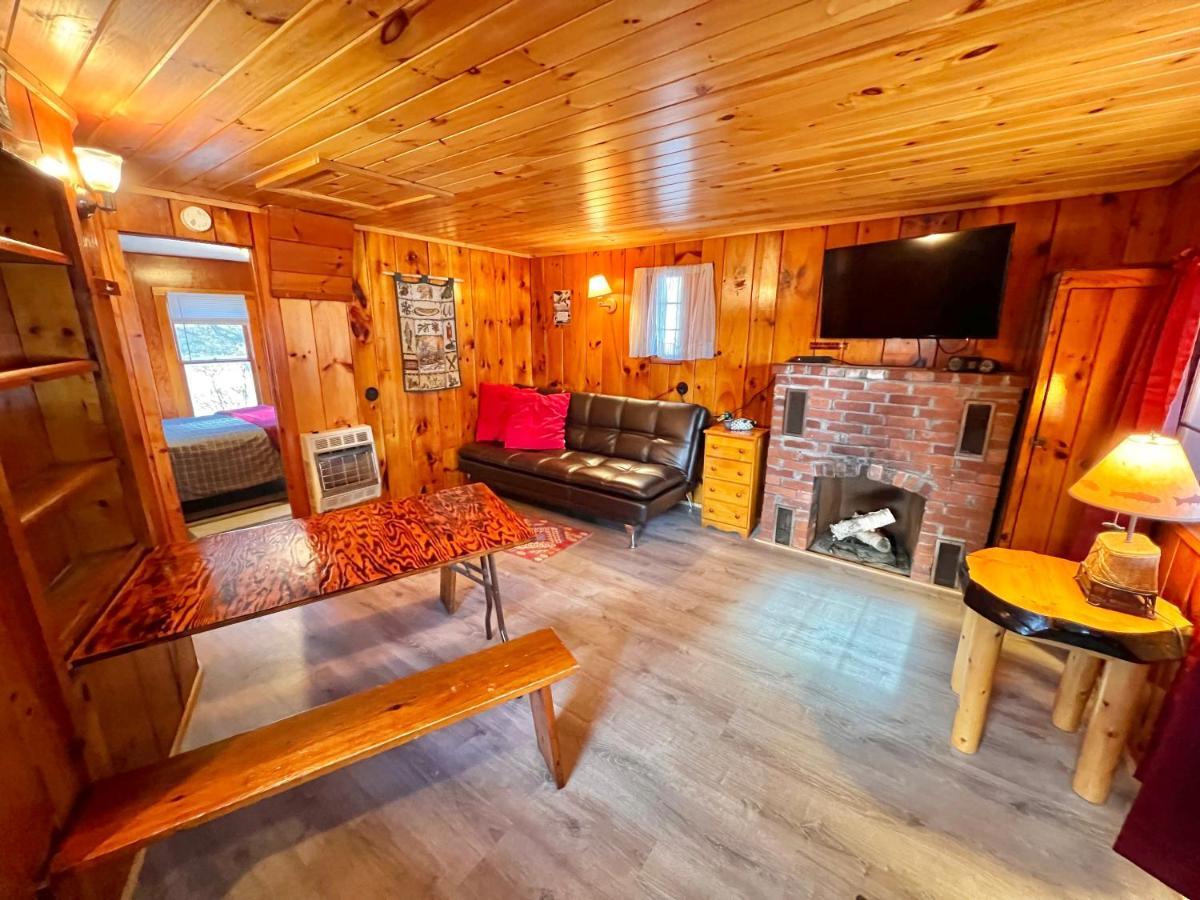 Adirondack Lake Cabins Hotel Indian Lake ภายนอก รูปภาพ