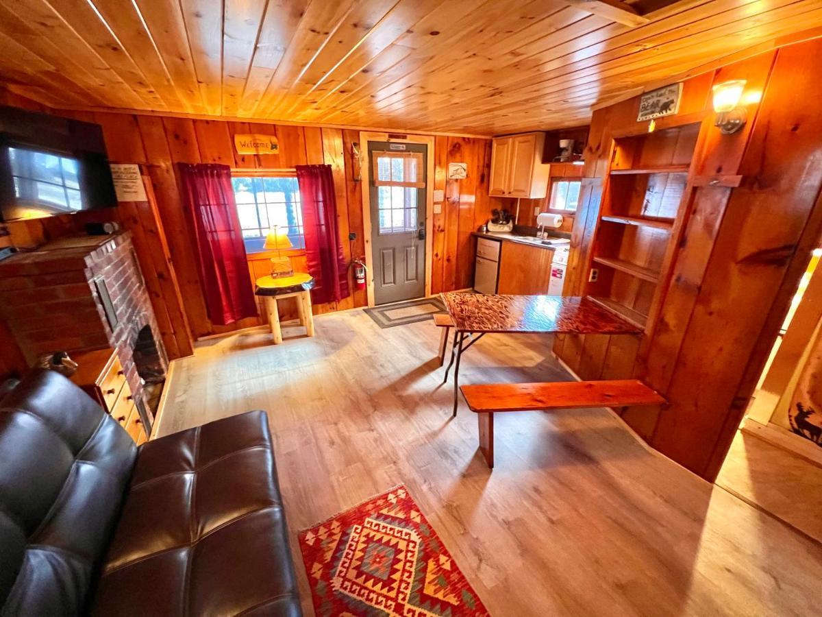Adirondack Lake Cabins Hotel Indian Lake ภายนอก รูปภาพ