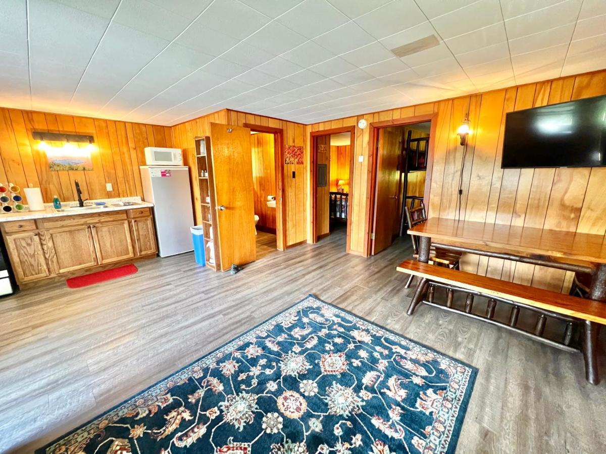 Adirondack Lake Cabins Hotel Indian Lake ภายนอก รูปภาพ