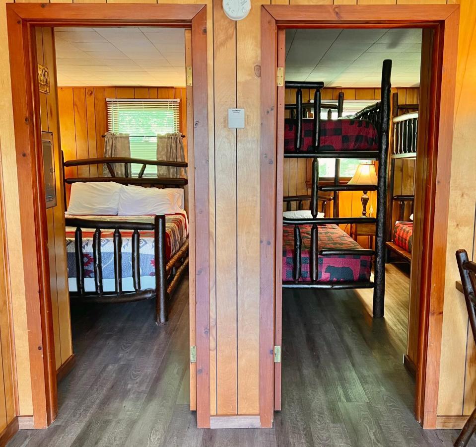 Adirondack Lake Cabins Hotel Indian Lake ภายนอก รูปภาพ